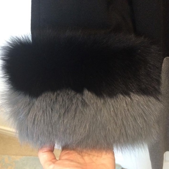 Belle Fare Black/Grey Cashmere With Fox Trim Coat - Picture 4 of 15